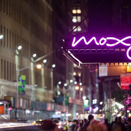 Moxy Nyc Times Square Hotell New York Exteriör bild
